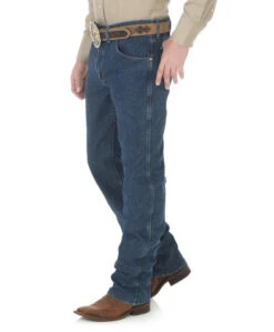 36MACMS / Men’s Wrangler Cowboy Cut® Premium Performance Advanced Comfort Slim Fit Jean