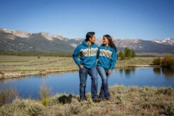 Ariat International Women's REAL Perfect Rise Stretch Rosa Boot Cut Jean -HerraduraDeOro 00000WE13 1 3dfc2dd9 604c 429c b7a8 0daa208c784e