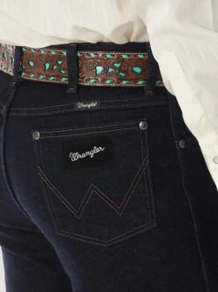 WRANGLER COWBOY CUT® SILVER EDITION JEAN IN DARK DENIM 8 WRANGLER COWBOY CUT® SILVER EDITION JEAN IN DARK DENIM -HerraduraDeOro 00000WE22 1 1d28e7c7 ce8b 4357 b39d 44dedf8a53fb