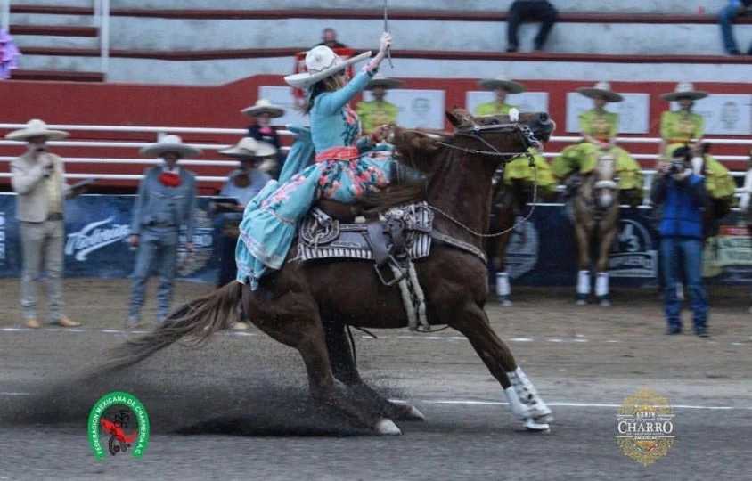 BOTA DE ESTILO ESCARAMUZA PARA DAMA EN COLOR BAYO 14 BOTA DE ESTILO ESCARAMUZA PARA DAMA EN COLOR BAYO - Image 14