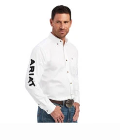ARIAT MEN'S TEAM SOLID LOGO BUTTON DOWN WESTERN SHIRT