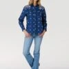 WOMEN'S WRANGLER RETRO AMERICANA BANDANA WESTERN SNAP SHIRT IN BLUE PRINT*FREE SHIPPING* FREE GIFT*