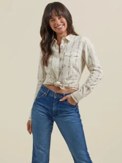 WOMEN'S WRANGLER RETRO® LONG SLEEVE SOUTHWESTERN STRIPE WESTERN SNAP SHIRT IN WHITE STRIPE*FREE SHIPPING* FREE GIFT* -HerraduraDeOro 1 7c4c7225 cdbd 40ca 9968 0e66cad9e314