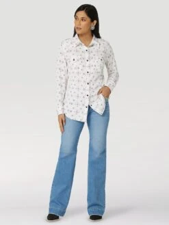 WOMEN'S WRANGLER RETRO® GEO PRINT WESTERN SNAP SHIRT IN WHITE TEC *FREE SHIPPING* FREE GIFT* -HerraduraDeOro 2 c2c1b042 57de 47bf ba45 cd6d459f73cf