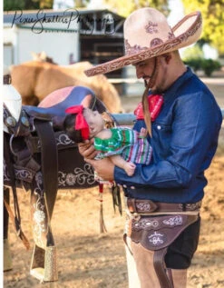 CAMISOLOA CHARRA COLOR ZANAHORIA. CARROT COLOR CHARRO SHIRT -HerraduraDeOro BLUE DENIEN CHARRO SHIRT 2 05 16 2019 14e2f5c6 3683 4b82 a52c be1b3855f0ed