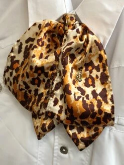 MOŇO DE CHARRO DE SEDA DE COLORS DE LEOPARDO GORGEOUS SILK LEOPARD CHARRO TIE -HerraduraDeOro LEOPARD 2 CHARRO TIE 02 22 2019
