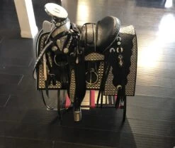 BLACK MEXICAN SADDLE WITH SLIVER EMBROIDERY AND OSTRICH LEATHER