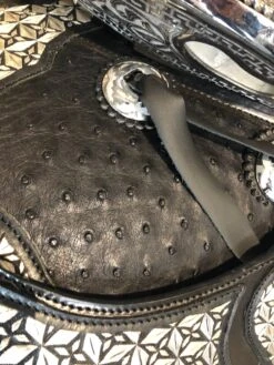 BLACK MEXICAN SADDLE WITH SLIVER EMBROIDERY AND OSTRICH LEATHER -HerraduraDeOro SLIVER AND OSTRICH SADDLE 9 02 01 2019