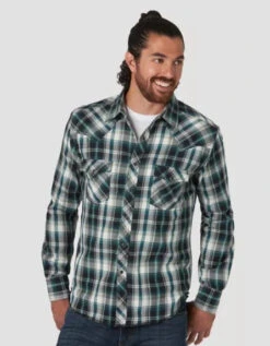 MEN'S WRANGLER RETRO® LONG SLEEVE FLANNEL WESTERN SNAP PLAID SHIRT IN GREEN/BLACK -HerraduraDeOro W 1JFID
