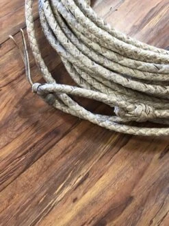 SOGA DE CUERO CRUDO -HerraduraDeOro image 1cec7745 4f9c 4888 8945 f667495bcd5a