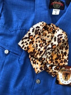 MOŇO DE CHARRO DE SEDA DE COLORS DE LEOPARDO GORGEOUS SILK LEOPARD CHARRO TIE -HerraduraDeOro image 4583789f 2664 499a b727 385f486d60a9