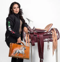 HANCRAFTED BEAUTIFUL TOOLED LEATHER PORTFOLIO LAPTOP CASE. -HerraduraDeOro image 494e01cc 03a9 48ea 9672 7ef7278b698e