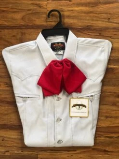 MOŇO DE CHARRO DE SEDA DE COLOR ROJO. GORGEOUS RED SILK CHARRO TIE -HerraduraDeOro image 7d1a6a63 d58f 480f 993e 5cfa8b61b602