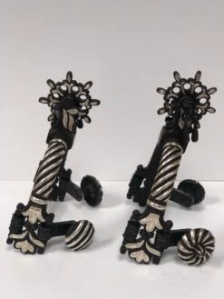 ESPUELAS CHARRAS FINAS DE PLATA. BROWN RUSTIC HEAVY WITH SLIVER CHARRO SPURS. -HerraduraDeOro image a02288f9 629c 4622 95a3 709b8b474ec3