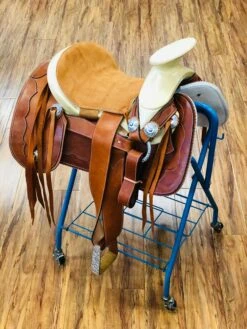 MONTURA CHARRA COLOR MIEL PARA CABALLO -HerraduraDeOro image a47824c7 f63f 487f 9698 32d7a52ebbd5