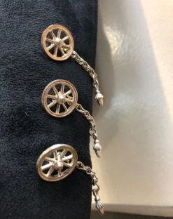 TRAJE CHARROS - TRAJE DE MARIACHI. CHARRO SUIT- MARIACHI SUITS -HerraduraDeOro image ae0f3926 c05a 40c1 9d00 5b0931bbb6c5