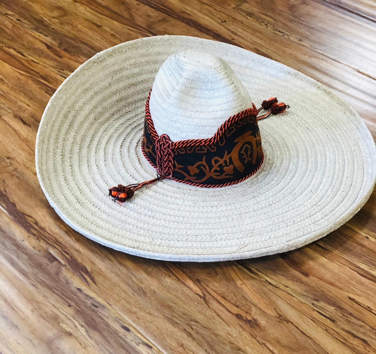 SOMBRERO DE CHARRO SOYATE CON GRECA. CHARRO HAT PLAM IN A EMBOSSED 9 SOMBRERO DE CHARRO SOYATE CON GRECA. CHARRO HAT PLAM IN A EMBOSSED - Image 9
