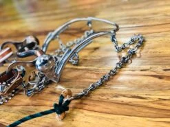 FRENO DE LA PATA DE 7 CON BOCADO DULCE CON RODILLOS. CHARRO HORSE BIT. -HerraduraDeOro image daf9c6e1 d27a 42f1 bde9 462da7d57380