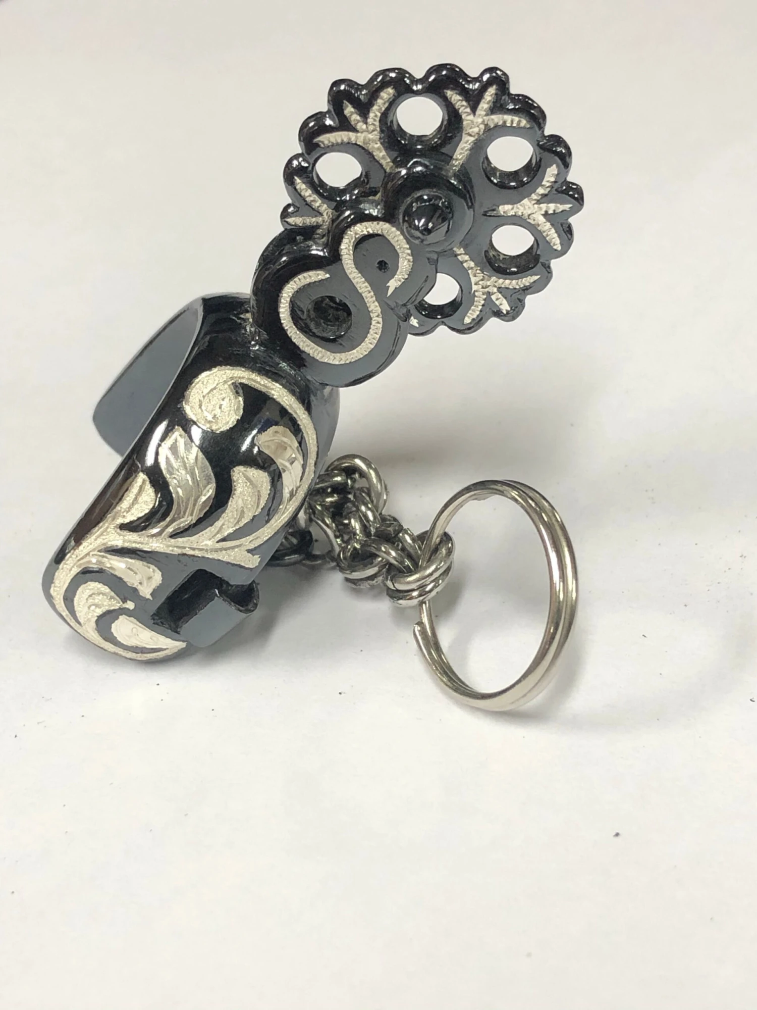 SLIVER SPUR KEYCHINS. LLAVERO DE ESPUELAS DE PLATA 4 SLIVER SPUR KEYCHINS. LLAVERO DE ESPUELAS DE PLATA - Image 4