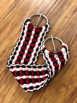 CINCHO DE CHARRO COLOR BLACNO Y ROJO CON NEGRO. CHARRO CINCH.BLACK , WHITE AND RED COLOR. -HerraduraDeOro image e8c4657d 0e61 4347 8297 52120f1eb8d3