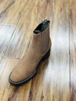 BOTINE CHARRO COLOR MIEL GAMOSA DE DOBLE COSTURA.MEXICAN SUEDE DOUBLE SEAM LEATHER ANKLE BOOT -HerraduraDeOro image ec642b97 1322 43a2 bc0a ea2b1398866f